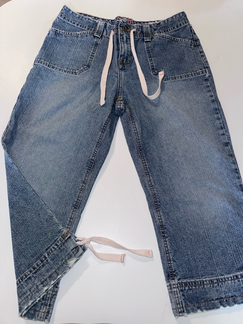 Women’s Y2K Hydraulic Light Blue Denim cargo‎ style Capris